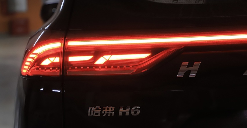 【鹏哥聊车】历久弥新、神车是如何炼成的？ 试驾哈弗H6国潮版