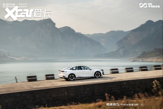 行驶1200km不加油、不充电 长安深蓝SL03怎么做到的？