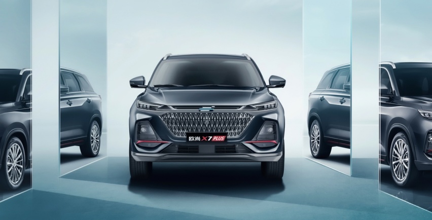 7座的国民级SUV？长安欧尚X7 PLUS内饰官图发布！