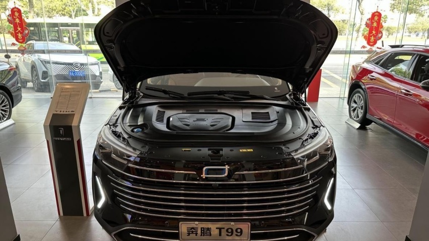 中大型SUV中的“破冰者”——奔腾T99，打破中大型SUV=贵 的一贯