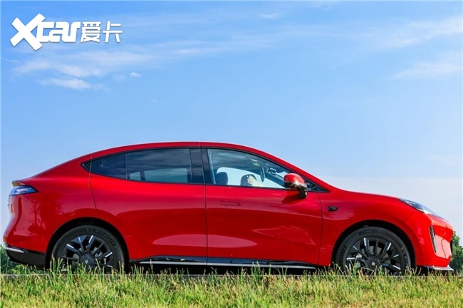20万大五座纯电SUV谁赢了？来瞅一眼！！！