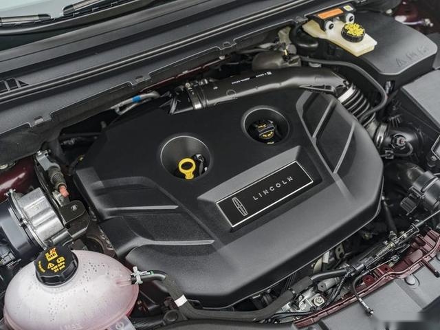 林肯首款国产SUV 现身街头，内饰配超大屏幕/2020年上市