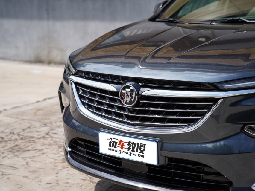 新款别克昂科旗27.99万起！配置全面升级 2.0T配48V