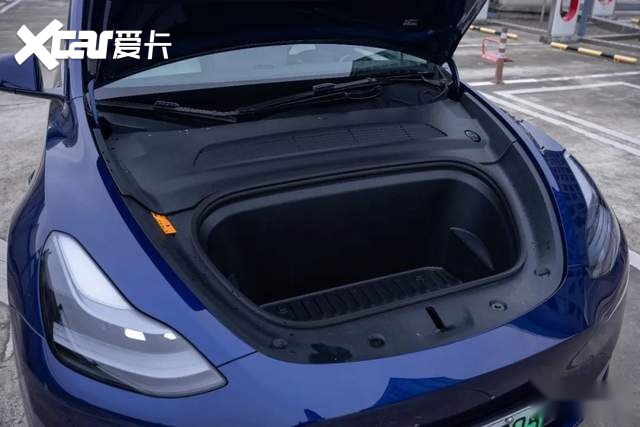 年轻人的“大号玩具车” 春节试驾 Model Y P