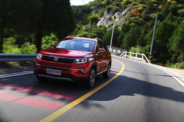 小型SUV