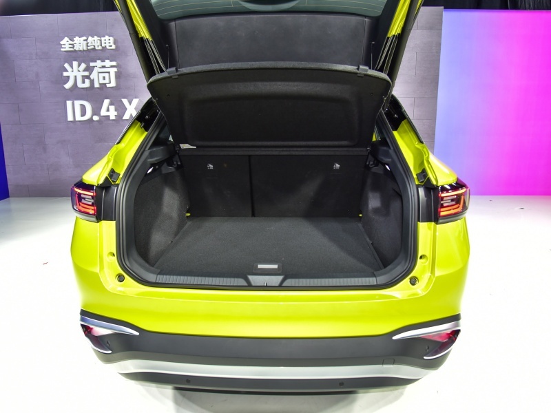【帮你选车】MEB平台纯电车，ID.4 X/CROZZ怎么选