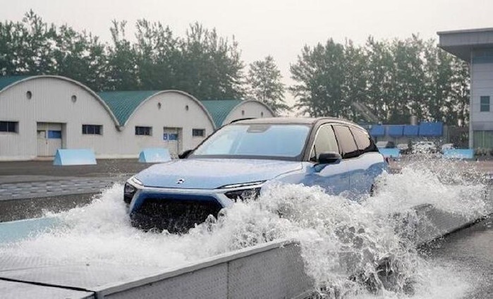 杜苏芮来袭、洪水预警！暴雨车被淹，保险赔不赔？