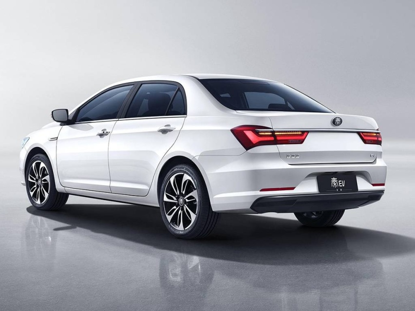 autohomecar__ChsEkVz_ezWAEgUPAAcBMl7wop8260.jpg