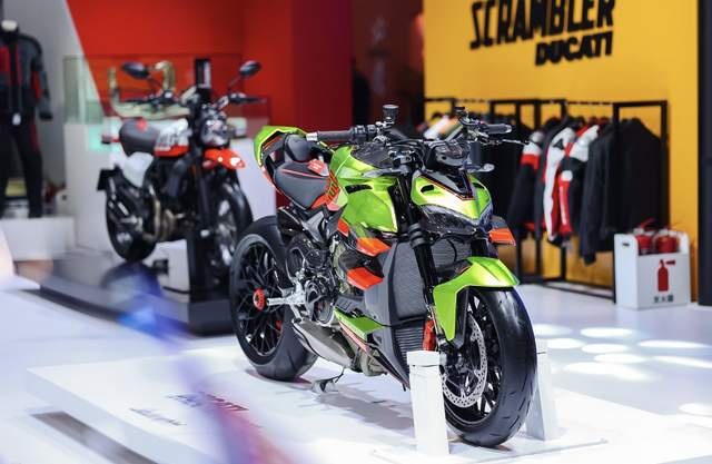 全新大魔鬼Diavel V4亮相，杜卡迪参展 2023 北京摩托车展