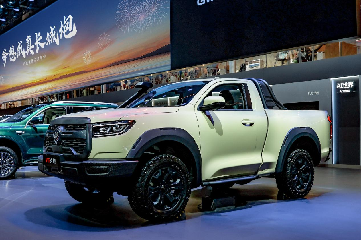 ��ս���سǡ�������Ƥ��V6���ڣ�Ԥ�ۼ۽�22.98��Ԫ