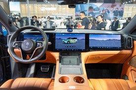 鸿蒙智行携多款新品齐聚2025西安五一车展，开启智慧出行新篇章