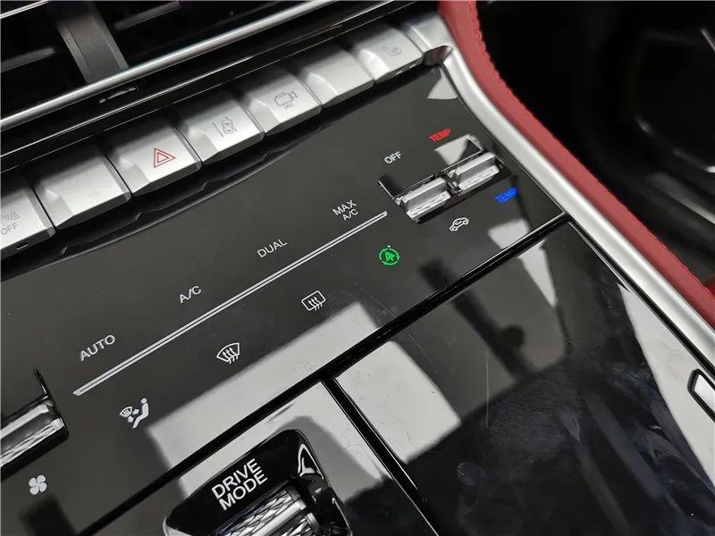 国潮当道!2021款长安CS85 COUPE 让你玩出新花样