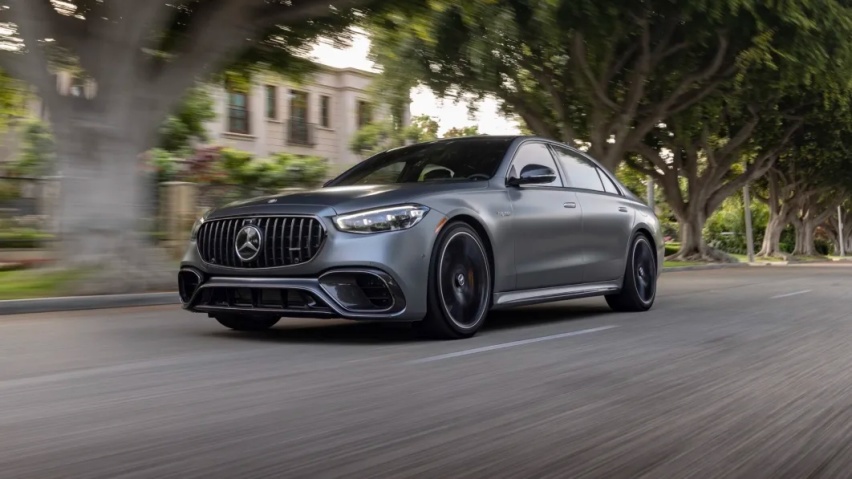 2024款 奔驰AMG S 63  灵感来自F1赛车