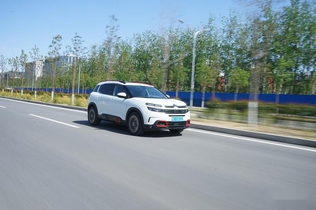 1.8T+8AT硬核国六 试驾天逸C5 AIRCROSS
