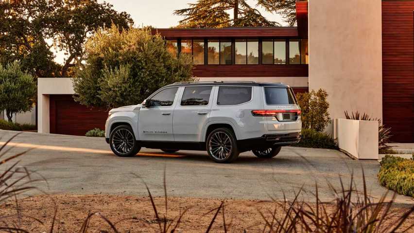 在复古和现代的边缘试探！Jeep Wagoneer