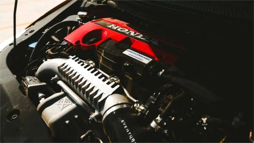 试驾本田思域Type-R FK2：放下万转自吸的本田，要用涡轮大杀四方