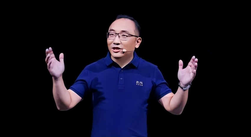 飞凡独立两年首换帅：王骏接棒吴冰，压力依然山大