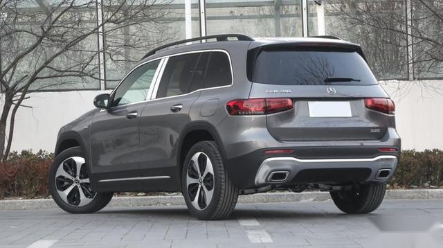 宝马X2对比奔驰GLB，30万买台个性SUV，你真的会选吗？