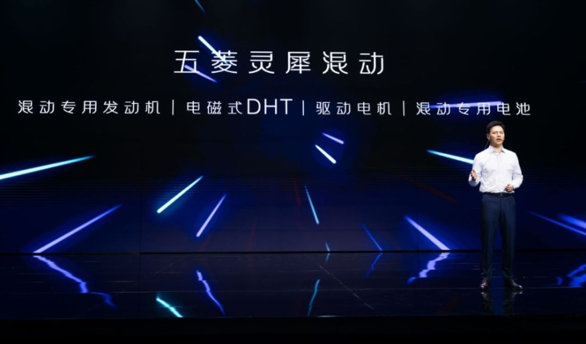 五菱灵犀混动、神炼电池，五菱大秀肌肉的背后究竟图谋了什么？