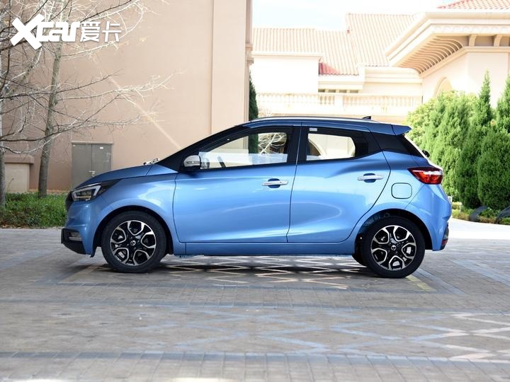 号称小"保时捷",江淮ev3性价比爆棚!网友:挑战比亚迪海鸥就靠你了!