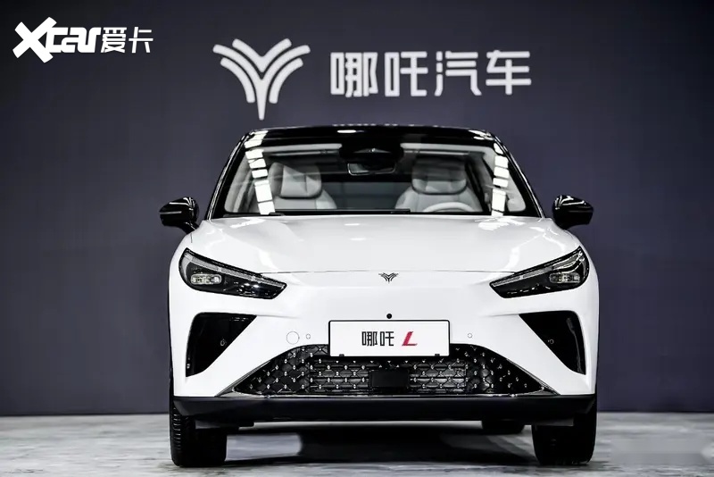 99万元】合众汽车哪吒l厂商指导价12.99万起询底价