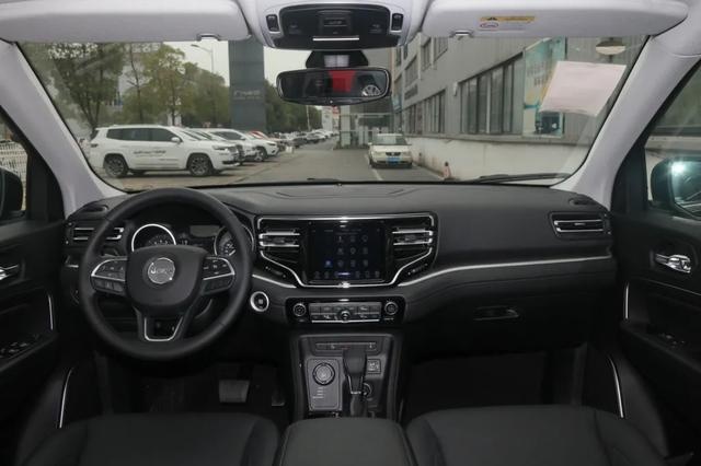 四驱大七座美系SUV,定价最低只有23.98万元,值得买吗?