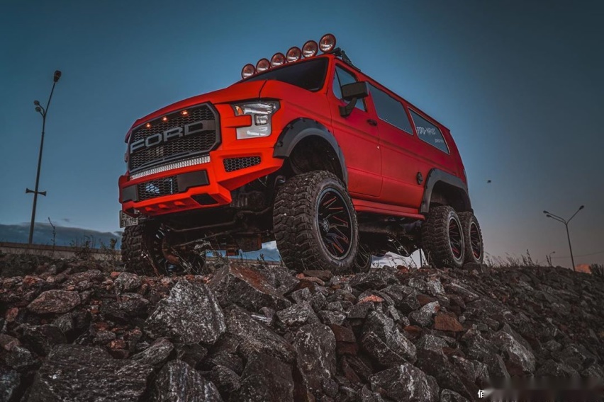 ford-e-150-raptor-rendering-looks-like-a-forward-control-van_2.jpg