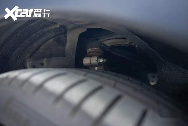 年轻人的“大号玩具车” 春节试驾 Model Y P