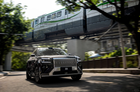 40万闭眼入！极氪8X才是全家都满意的大五座电混SUV