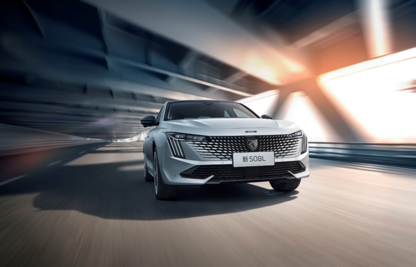 东风标致508L改款上市，全系标配1.8T+8AT