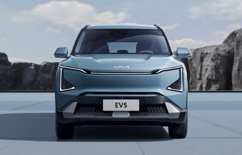 比宋PLUS纯电更值？起亚EV5：入门价低2万元，动力、续航也占优