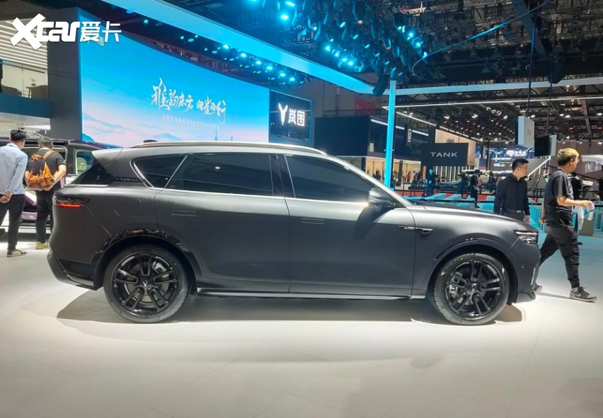 2023上海车展:新款岚图free正式首发亮相-爱卡汽车爱咖号