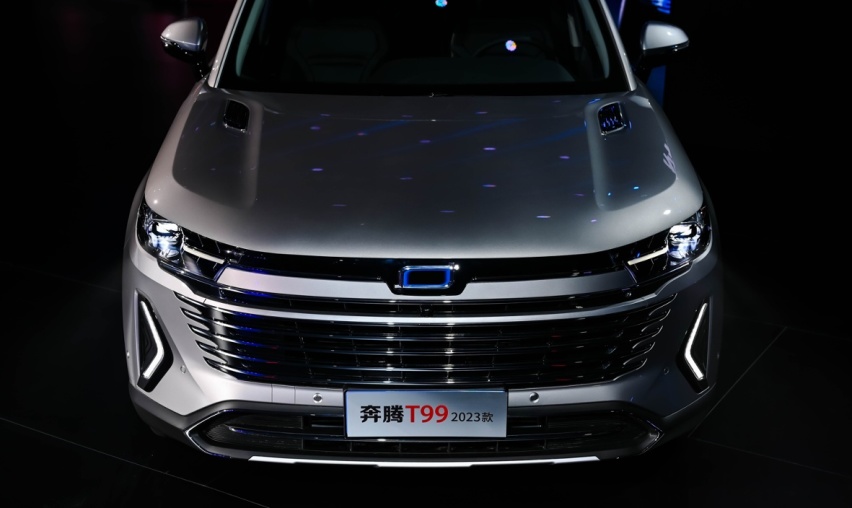全新产品标识首搭！一汽奔腾2023款T99、T77焕新上市