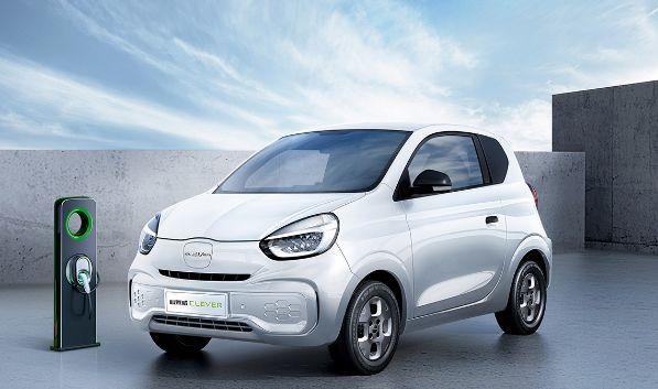 荣威进军“微型代步车”!比Smart大,续航300Km
