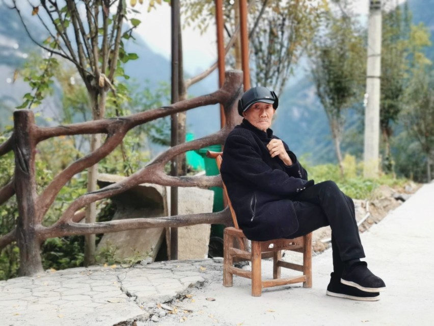 千里自驾北汽瑞翔X3 打卡重庆网红地 寻找别样之美