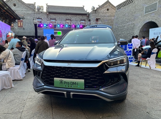 上半年国内最好卖的十大SUV：比亚迪三车上榜，卡罗拉锐放进前十