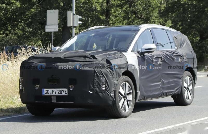 起亚EV9姊妹车！2024年量产发布，现代IONIQ 7伪装谍照曝光
