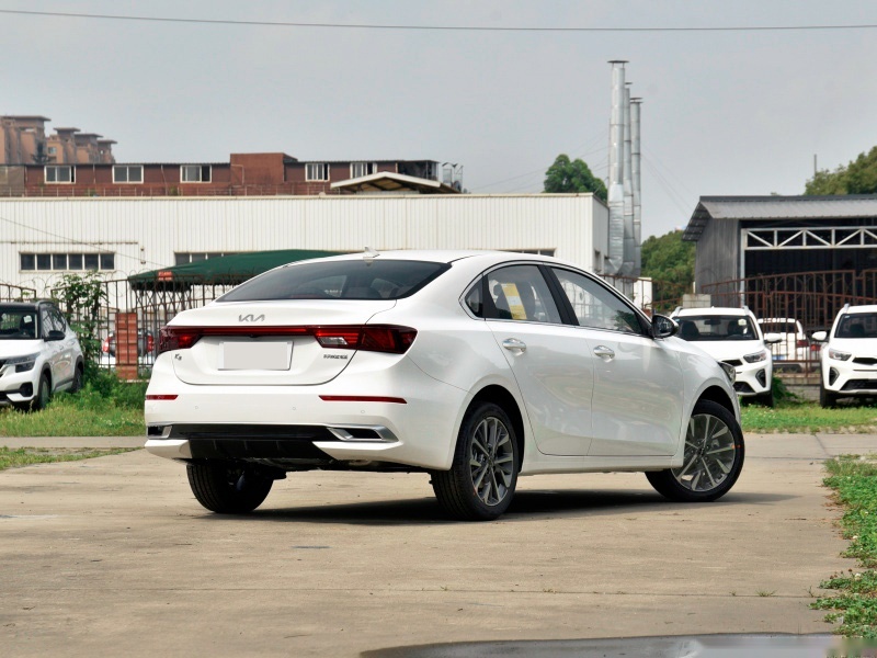 起亚K3正式上市 1.5L/1.4T两种动力 售10.98-13.18万元