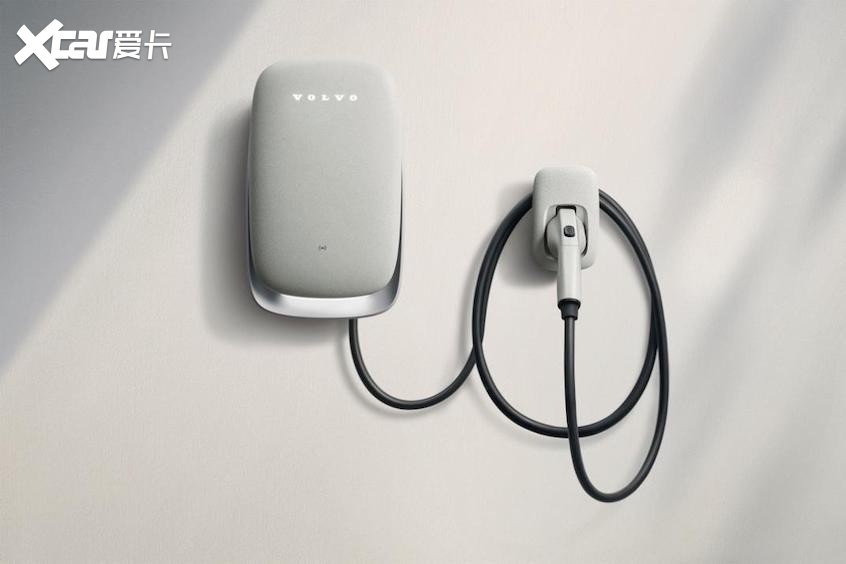 2024款沃尔沃40系电动车上市 首款品牌充电桩同时发布