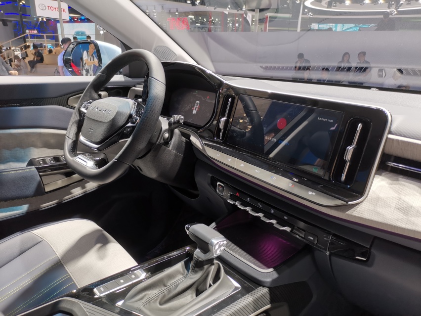 宝骏RM5是SUV？MPV？还真是傻傻分不清楚