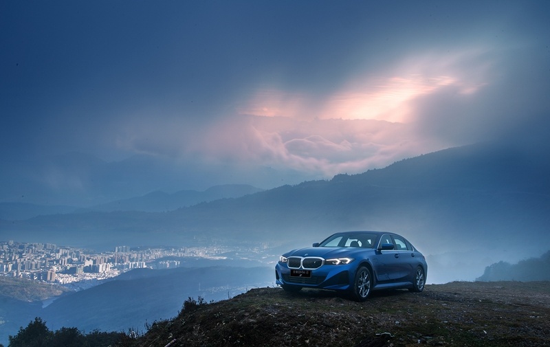 纵情热“i”，自由探享全新BMW i3电动驾趣