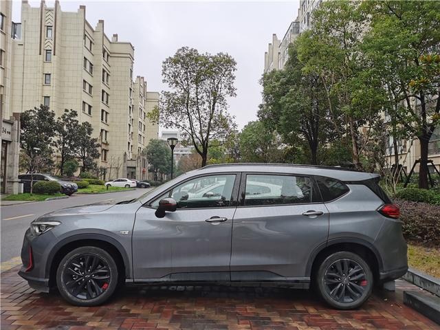 长测雪佛兰沃兰多：坐着像SUV，开着像轿车，用着像MPV