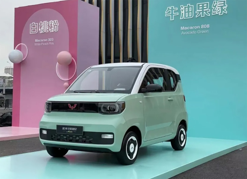 前五比亚迪占了仨，QQ冰淇淋火了，2月卖得最好的几款新能源轿车