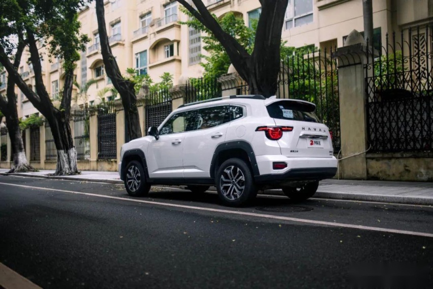 15万预算还想买后桥带锁的SUV？我提了这台同级唯一之选