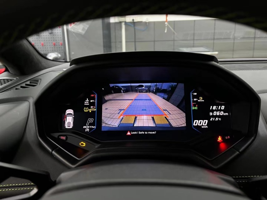 兰博基尼evo升级原厂倒车影像 carplay功能完美效果展示