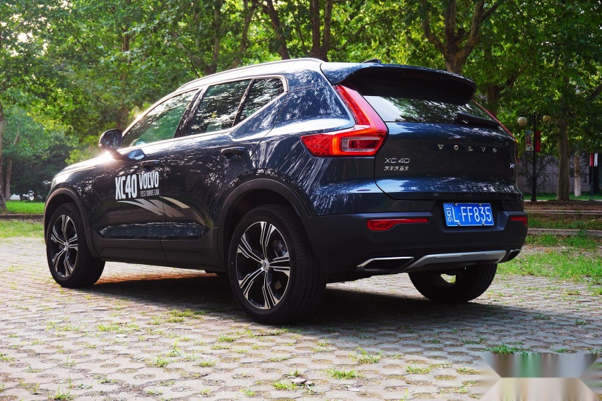 安全、科技、北欧风的精致青年SUV，试驾体验沃尔沃XC40