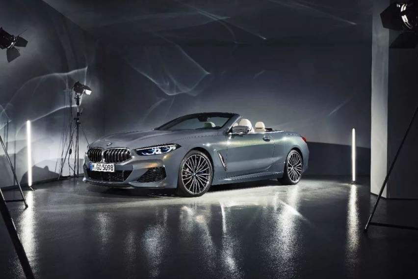 全新BMW 8系家族预售价公布，97万起享受GT旗舰轿跑