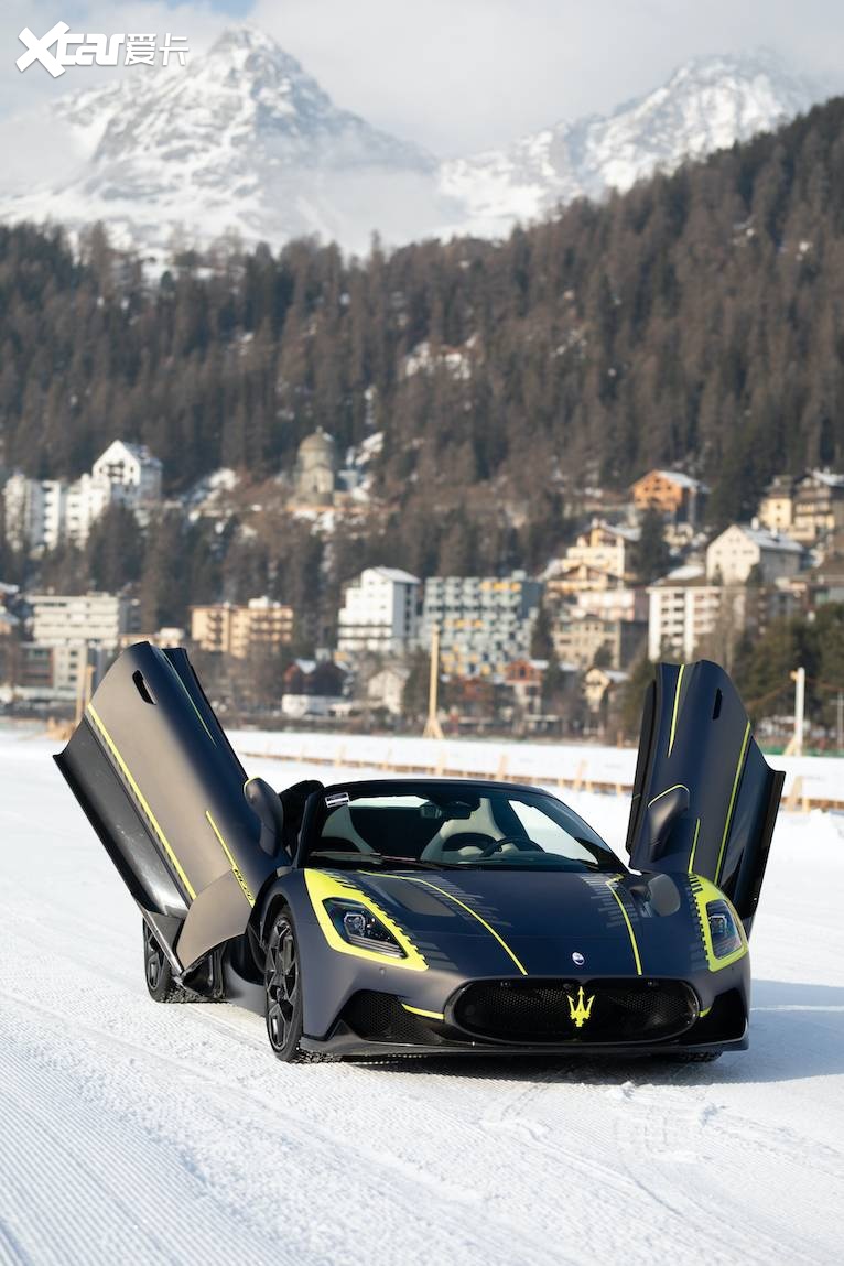 玛莎拉蒂闪耀圣莫里茨湖,尽显优雅王者姿态-爱卡汽车爱咖号