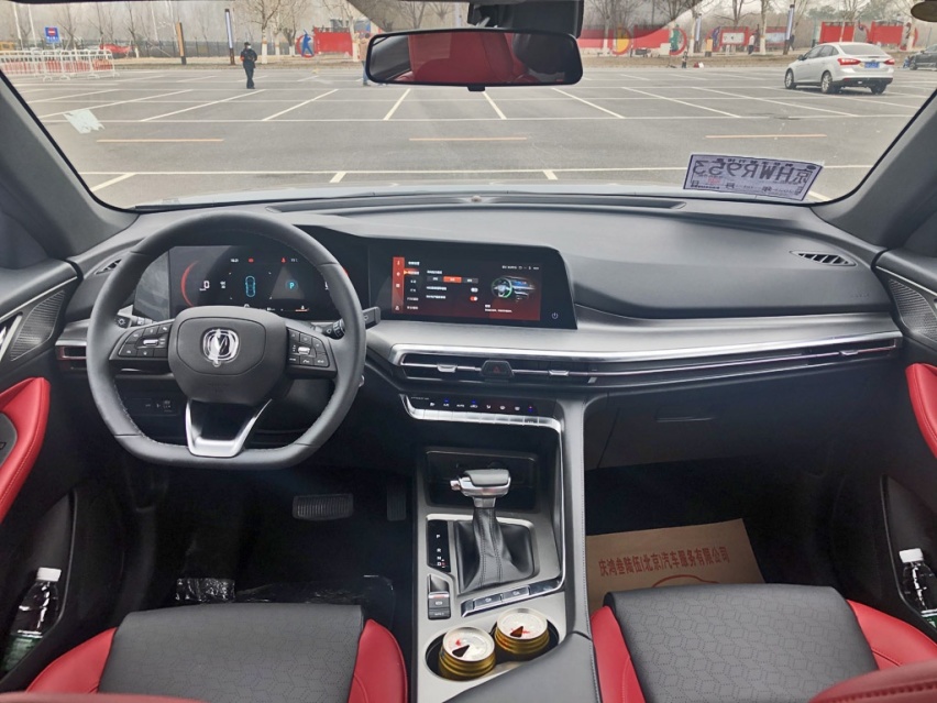 10万元你能买到什么样的SUV？试驾长安CS35 PLUS