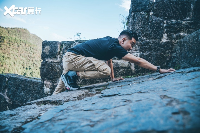 藏在贵州深山之中的古堡 哈弗F7x探秘海龙传说